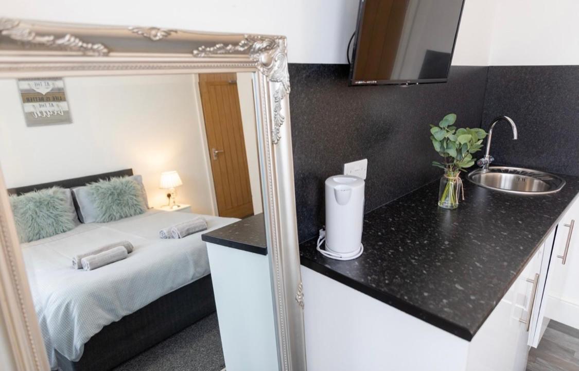 Megs Island Guest House Cleethorpes Luaran gambar