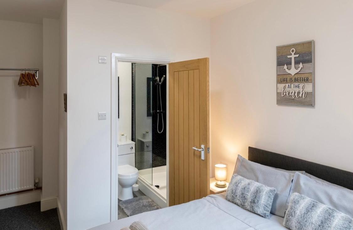 Megs Island Guest House Cleethorpes Luaran gambar