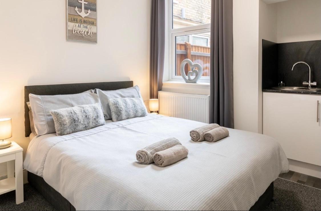 Megs Island Guest House Cleethorpes Luaran gambar